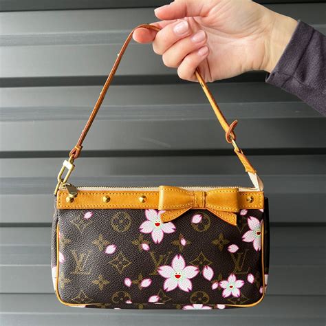 louis vuitton cherry blossom pochette|louis vuitton murakami cherry blossom.